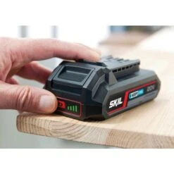 Set De Batteries Et Chargeur - 20 V - Skil -CAZABOX SOLDES 463632 u